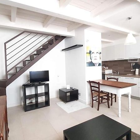 Urban Cottage - Casa Vacanze Bari Extérieur photo